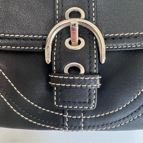 Coach Y2K SoHo Black Leather Silver Buckle Flap, Zip Clutch Wallet Wristlet - Picture 4 of 17
